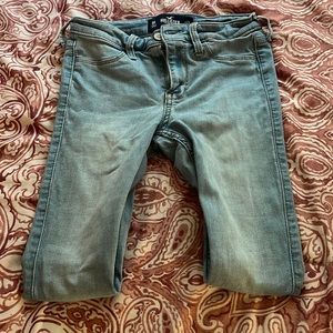 Hollister Jean